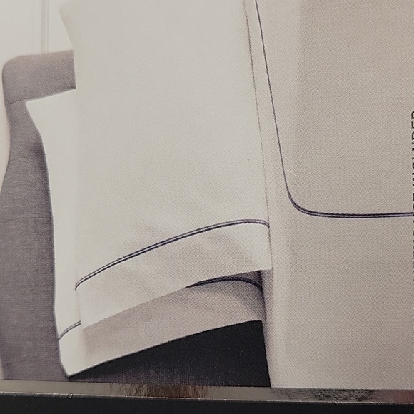 King Hotel Style Pima 300 ct Cotton Pillow Case Set of 2 in Pack - Picture 2 of 5